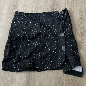 women’s polka dot skirt